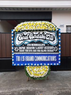 Papan Bunga Duka di 17 Ilir